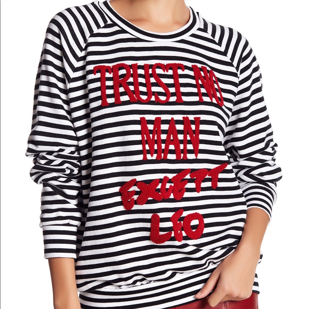 Eleven Paris pull over sweater “trust no man” NWT